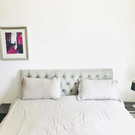 Luxury Apartments In Dubai Marina Экстерьер фото