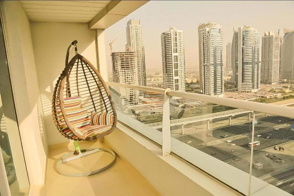 Luxury Apartments In Dubai Marina Экстерьер фото
